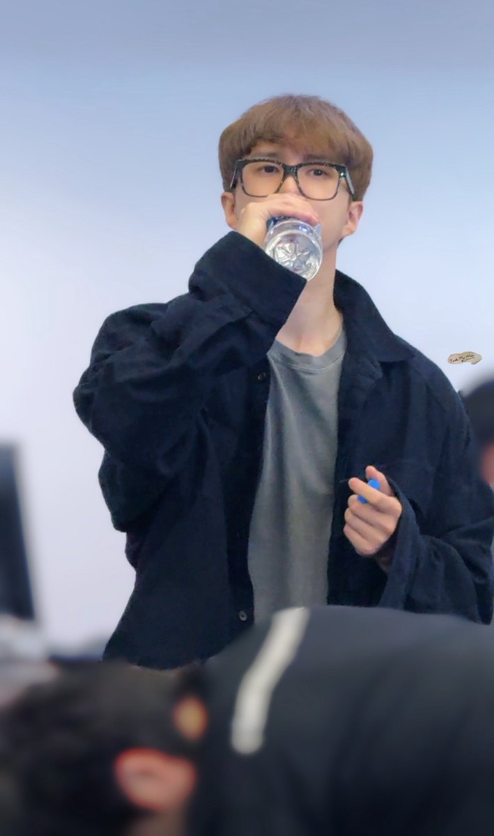 WLin99's tweet photo. 260727
타이중 출국

다음에 대만에 올때까지  기다릴게~ 
대만에 와줘서  너무 너무 고마워 재환아🥹

💛💛💛
@jaehwany0406 https://t.co/dAinyPqPKy