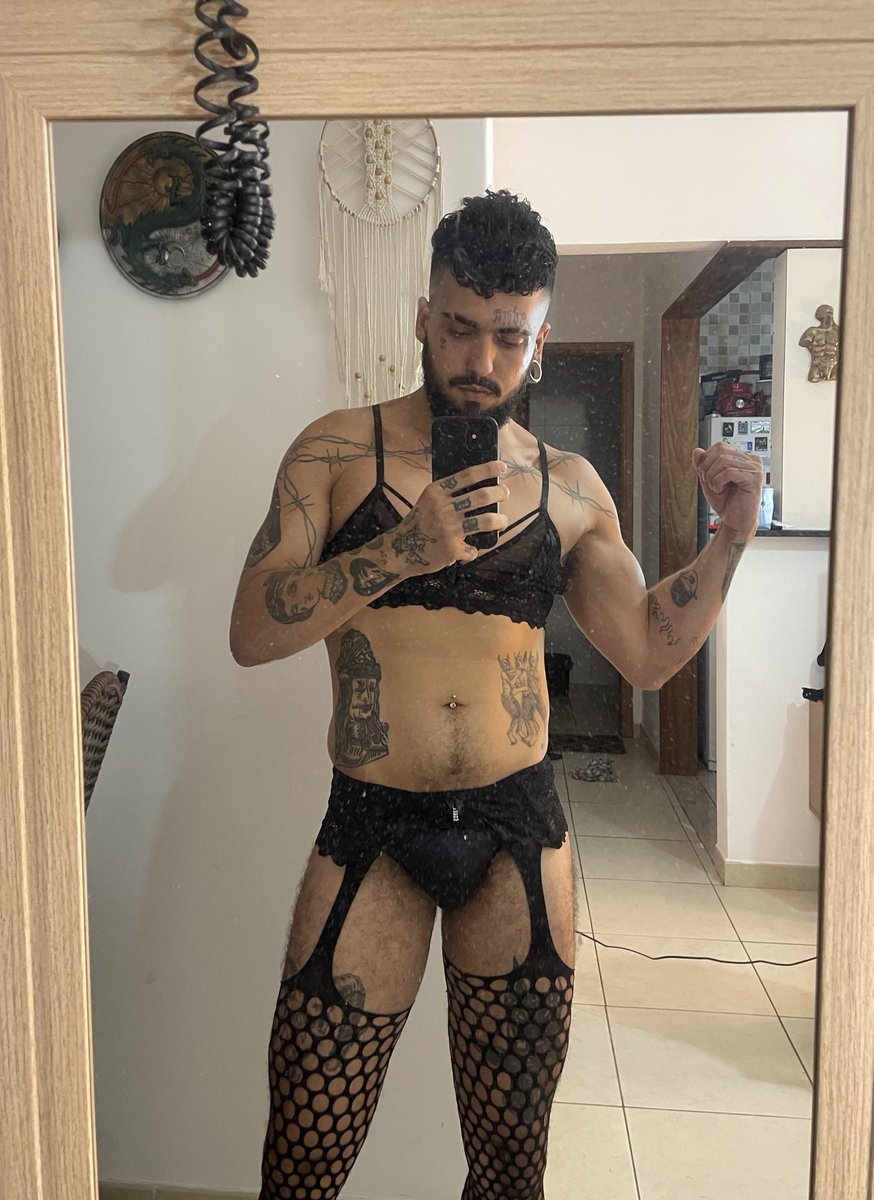theonlysodoma's tweet photo. @festahole LEATHER &amp; LACE 14/08 https://t.co/qnJWzNk2uq