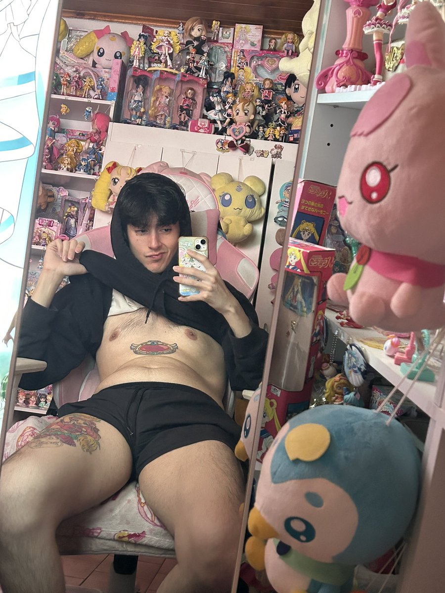 nicohornywhore's tweet photo. 🥴 https://t.co/0FEBS9Jbf9
