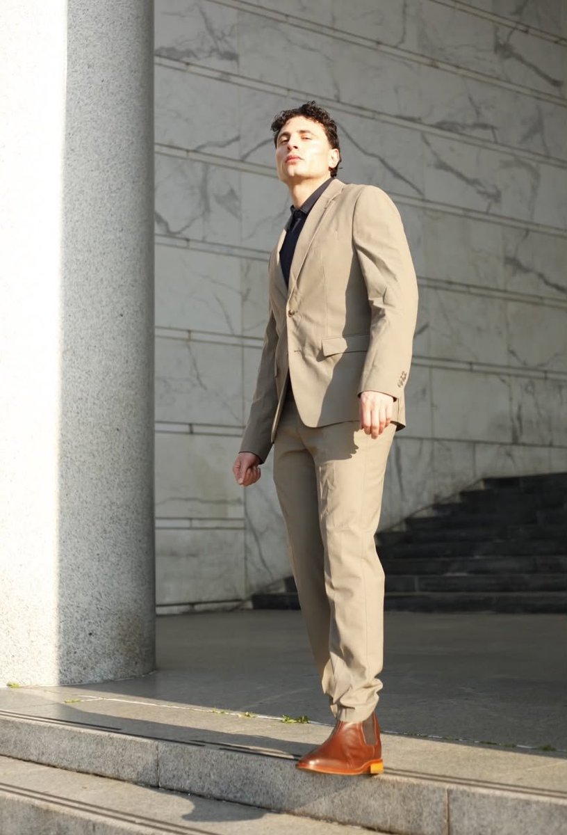 DominicVane_M's tweet photo. No noise. No pressure. Just progress.
#FirstPost #MensStyle #SuitUp #Confidence #Style #Fashion #Gentleman #OOTD #Classy #Elegance #MensFashion #NewBeginnings #SelfGrowth #XCreator #Photography https://t.co/hKDqdfKJpp