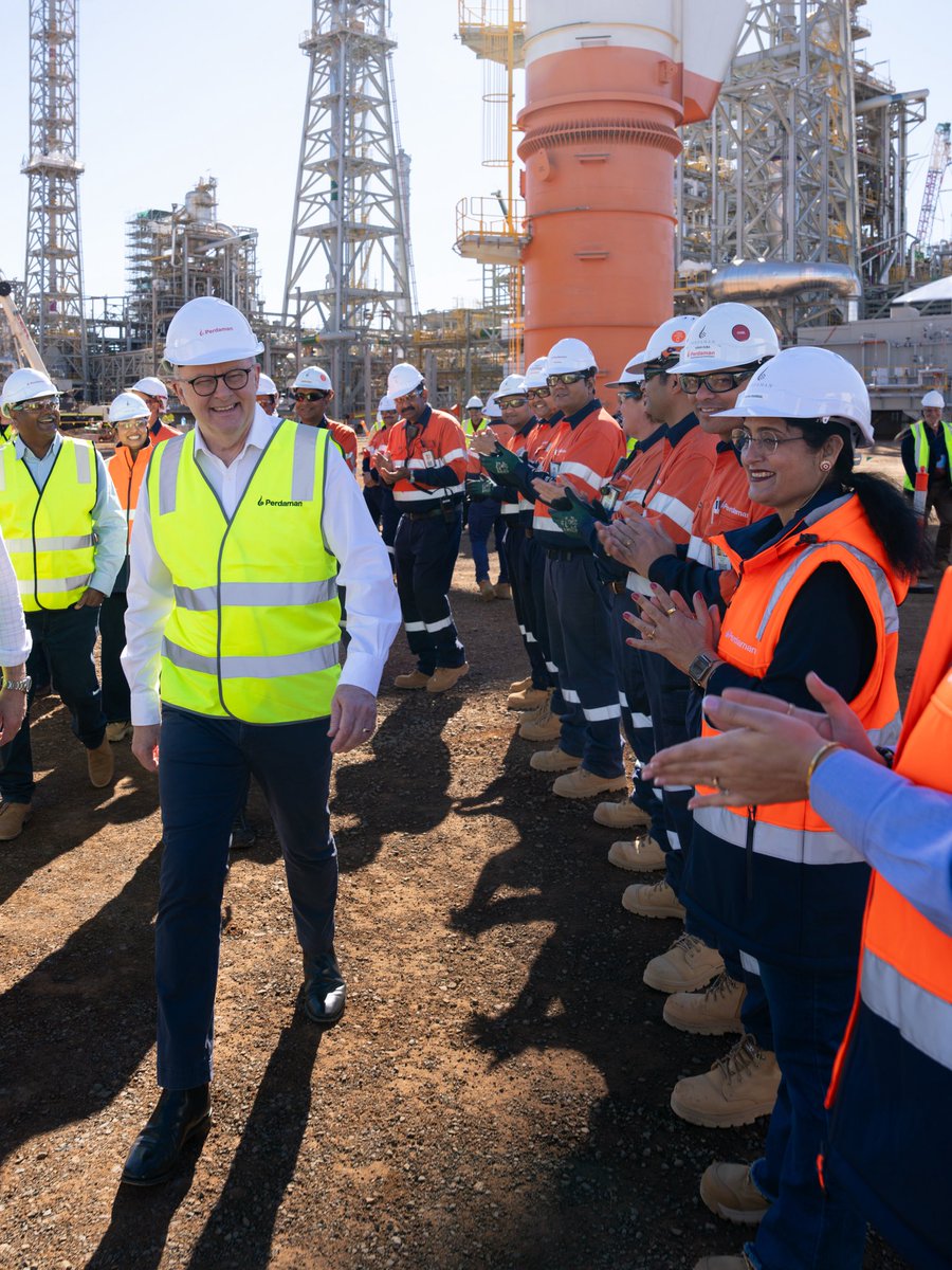 AlboMP's tweet photo. Australian farmers rely on fertiliser to grow the food we eat every day. 

We want to make more of it in Australia, so we've helped build this fertiliser plant in Karratha. 

When it’s completed it will be the biggest in the world.

And we’re looking at how a new oil refinery in Western Australia could help us make more of our own fuel here.

So whatever happens around the world, we'll have more of what we need at home.