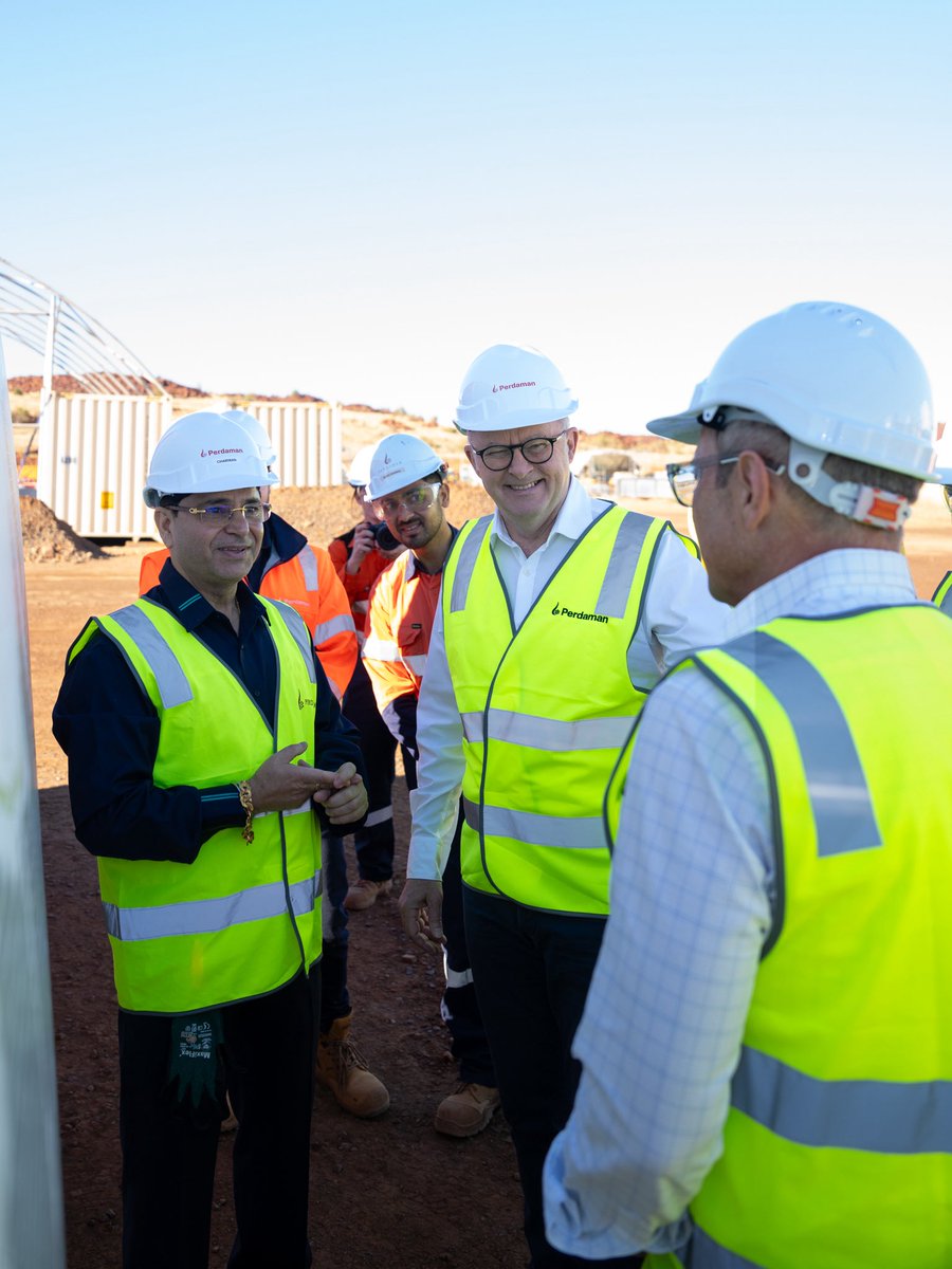 AlboMP's tweet photo. Australian farmers rely on fertiliser to grow the food we eat every day. 

We want to make more of it in Australia, so we've helped build this fertiliser plant in Karratha. 

When it’s completed it will be the biggest in the world.

And we’re looking at how a new oil refinery in Western Australia could help us make more of our own fuel here.

So whatever happens around the world, we'll have more of what we need at home.