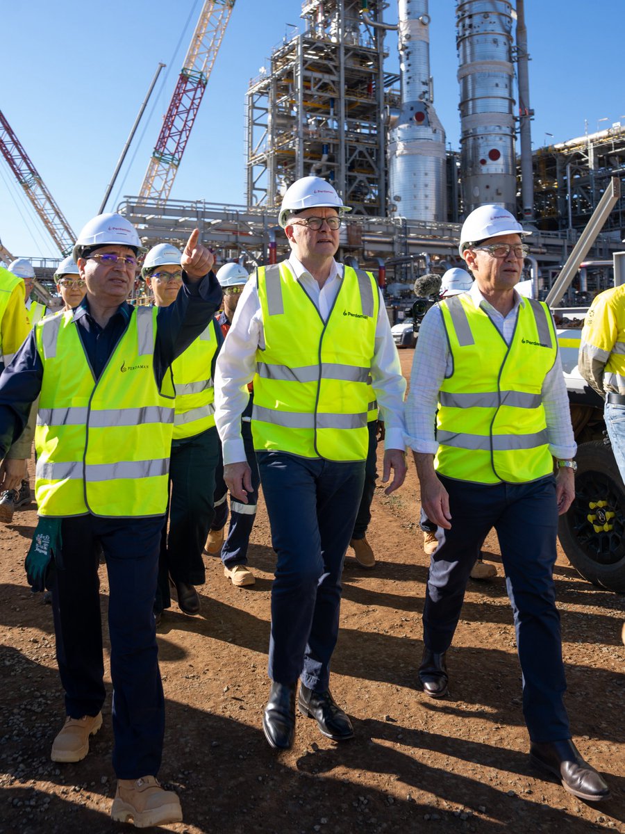 AlboMP's tweet photo. Australian farmers rely on fertiliser to grow the food we eat every day. 

We want to make more of it in Australia, so we've helped build this fertiliser plant in Karratha. 

When it’s completed it will be the biggest in the world.

And we’re looking at how a new oil refinery in Western Australia could help us make more of our own fuel here.

So whatever happens around the world, we'll have more of what we need at home.