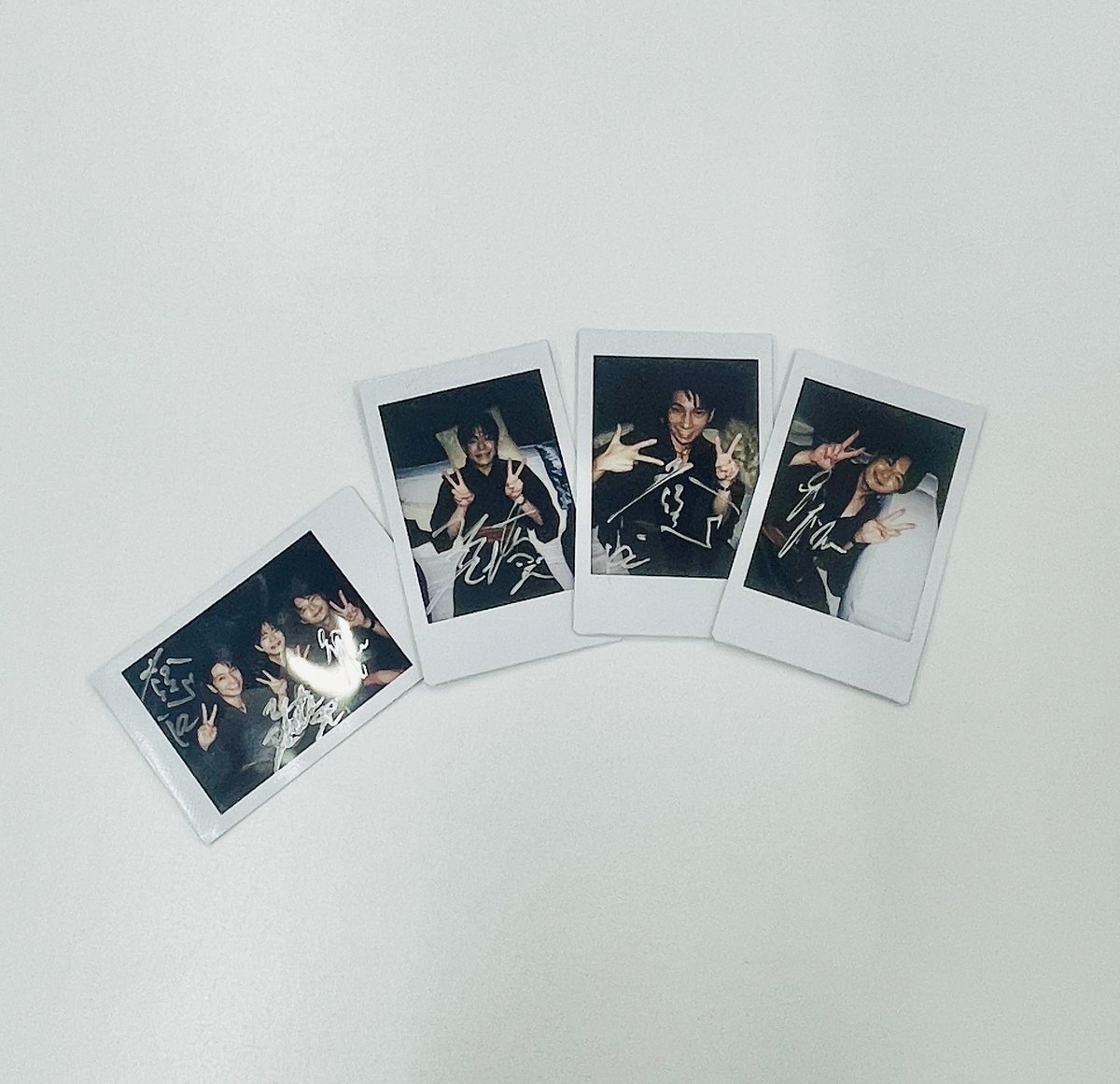 nihonchokuhan_'s tweet photo. ちらっ…(匂わせ)

#showwa #チェキ https://t.co/z8sBweUoyp