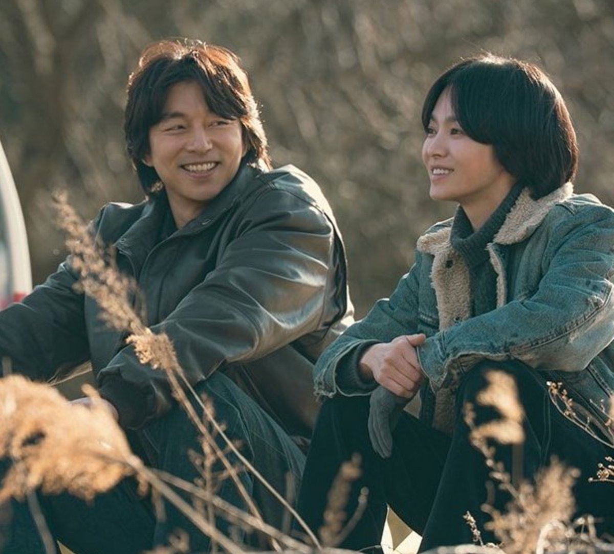 hallyuforums's tweet photo. Netflix’s #SlowlyAndIntensely starring #GongYoo and #SongHyeKyo reportedly eyeing December 2026 premiere with 22 episodes.

Synopsis : Set against the gritty backdrop of South Korea’s entertainment world from the 1960s to the 1980s, the drama portrays the lives of performers on stage and the unseen individuals who shape their success behind the scenes. Emerging in the aftermath of the Korean War, the industry becomes a space where ambition, survival, and sacrifice collide.

#HallyuForums #Hallyu #KDrama