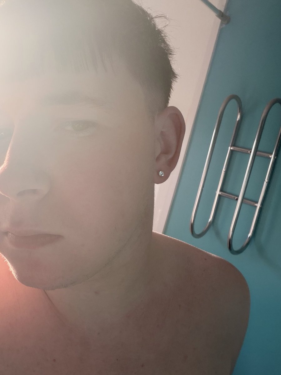 devilwears999's tweet photo. Introducing myself (I'm new here)

•22

•UK

•love sluts

•music is therapy

•16 Tattoos

•Looking For Moots
 
•adhd

•I will constantly bother you 

#nsfwtwtًً #nsfwtwtًً #nsfwtwtUK #nsfwㅤㅤ #whitemen https://t.co/SFFkJ08cu8