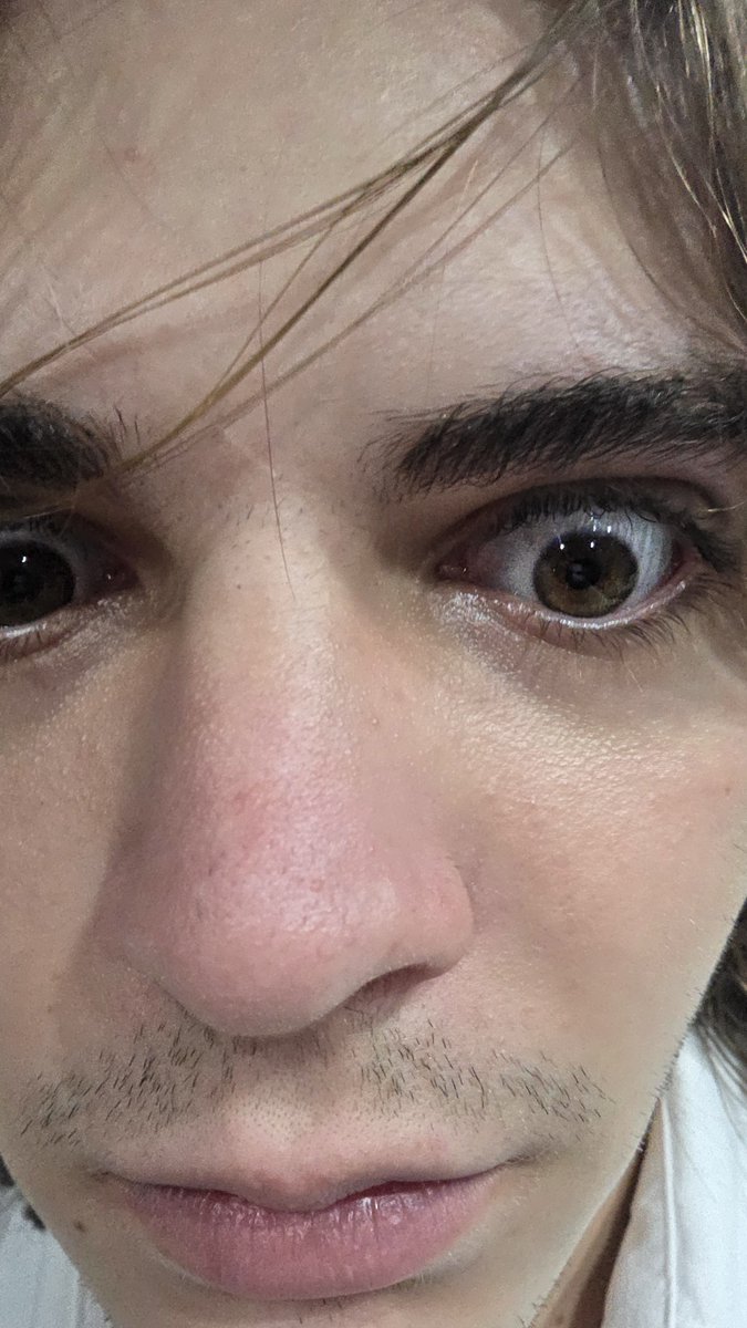 ssspookyss's tweet photo. @m1cah_v0id o chad faz oq quer https://t.co/QLyqFCZK9i