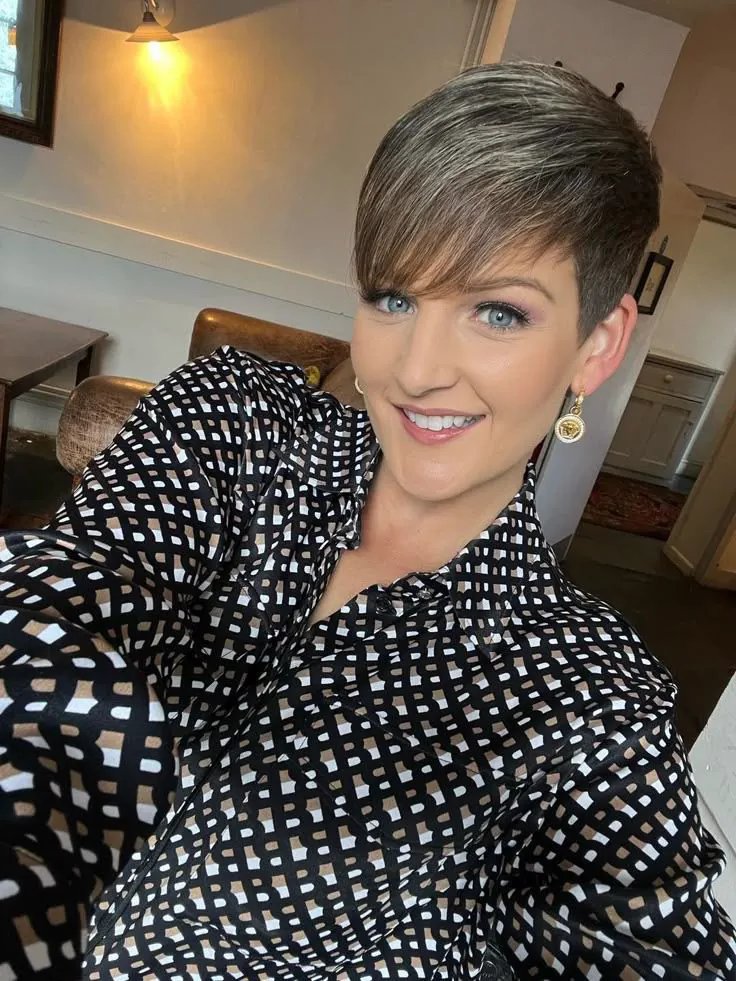 Hannahbrooks12k's tweet photo. How do I look here?? https://t.co/wkHVfSthYP