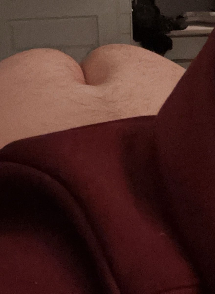 rickswiftx's tweet photo. Born this way. Come enjoy my buffet. https://t.co/AkpUp58Cyr