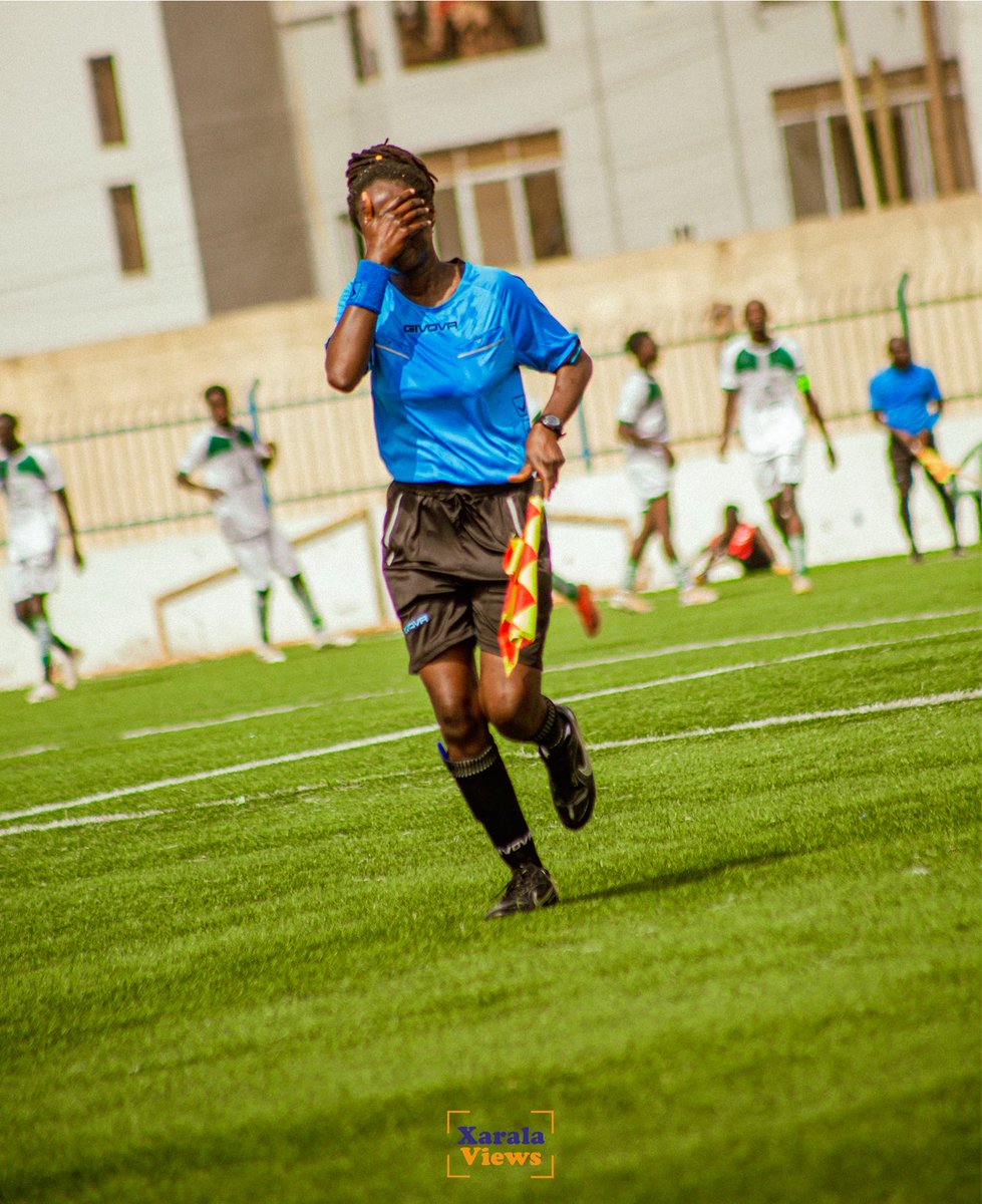 ViewsXarala's tweet photo. Première journée de Navetane zone 7A Hann Bel Air.
@ascsanthie vs @ascmbollo
CP: @ViewsXarala
#navetane #navétane #senegal #galsen #football #ete https://t.co/kcRPnQd8Uc