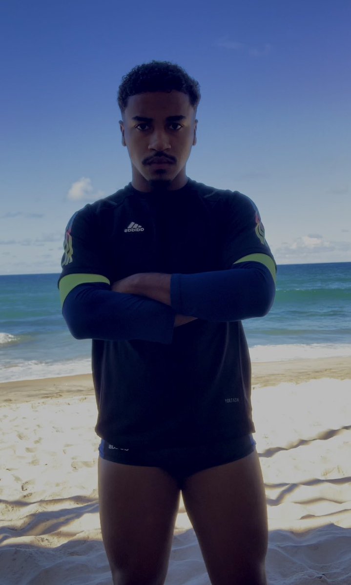 Cau_tix's tweet photo. Prainha hoje 😌 https://t.co/nPeuR9F3fp