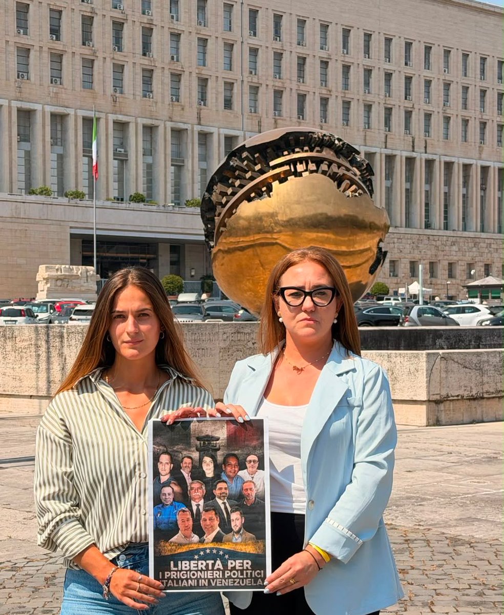 clippve's tweet photo. ITALIANOS DETENIDOS | Familiares de ciudadanos italianos detenidos en Venezuela exigieron su libertad

Hoy, 27 de julio de 2026, María Rosa De Grazia y Valeria Ranieri representantes de los familiares de 12 prisioneros políticos ítalo-venezolanos detenidos en Venezuela fueron recibidas en el Ministerio de Asuntos Exteriores de Italia (La Farnesina), en la Unidad de Crisis para los Italianos en el Exterior. Para pedir la intervención del Estado italiano en pro de la liberación y respeto por los derechos humanos de:

1. José Luongo 
2. Juan Carlos Marrufo 
3. Gerardo Cotticchia 
4. Olvany Gasperi 
5. Tulio Medina Gianfelice 
6. Walter Ranieri 
7. Massimiliano Ranieri 
8. Carmelo De Grazia 
9. Daniel De Grazia
10. Levin De Grazia 
11. Daniel Echenagucia 
12. Daniel Necol Buttafuoco 

¡Libertad para todos los presos políticos!

#QueSeanTodos