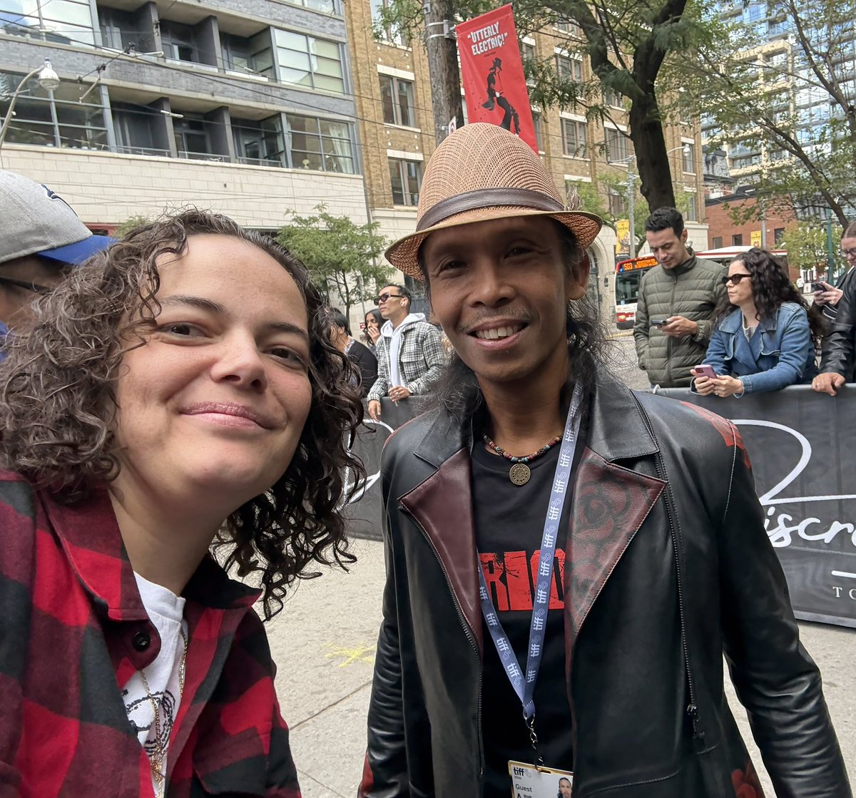 AshSmart's tweet photo. With the incredibly talented Yayan Ruhian at TIFF 50 for his movie The Furious 

#YayanRuhian #TheFurious #TIFF #TIFF50 #ThrowBack https://t.co/n51r2q5fUV