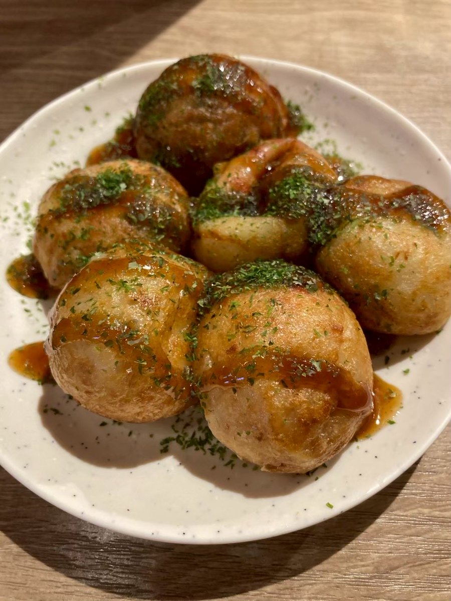 mouse06280's tweet photo. 今日は大阪へ
「知らんけど」「ほんまそれ」の相槌精度をMAXまで高めて現地入りする予定笑 https://t.co/GnR6V01Cqn