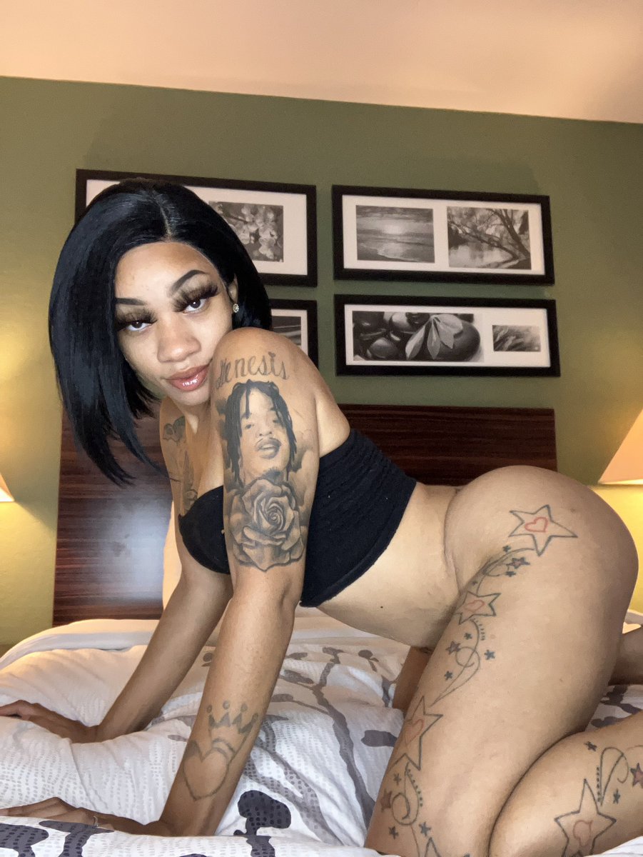 tastegoldenn's tweet photo. 🖤🖤 https://t.co/TGPZbvGHO1