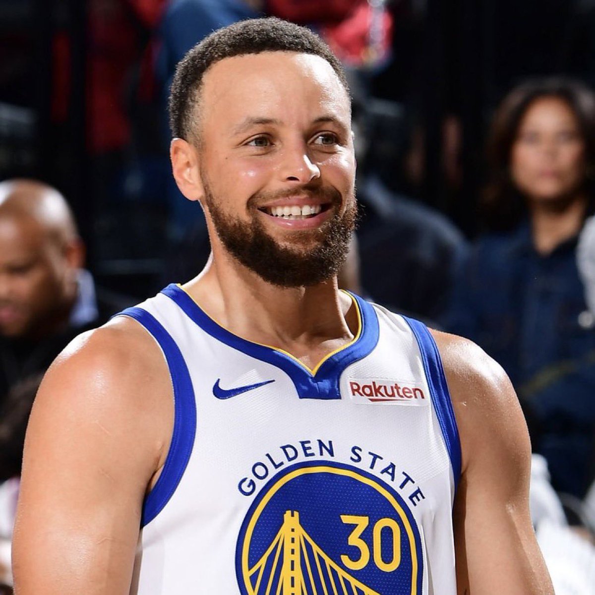 brasilcoast2's tweet photo. ⚠️ AGORA!

Stephen Curry tem interesse em assinar uma extensão contratual com o Golden State Warriors e o acordo deve ser selado ainda nesta offseason.

🗞️- @ShamsCharania https://t.co/QyHUwBjufy