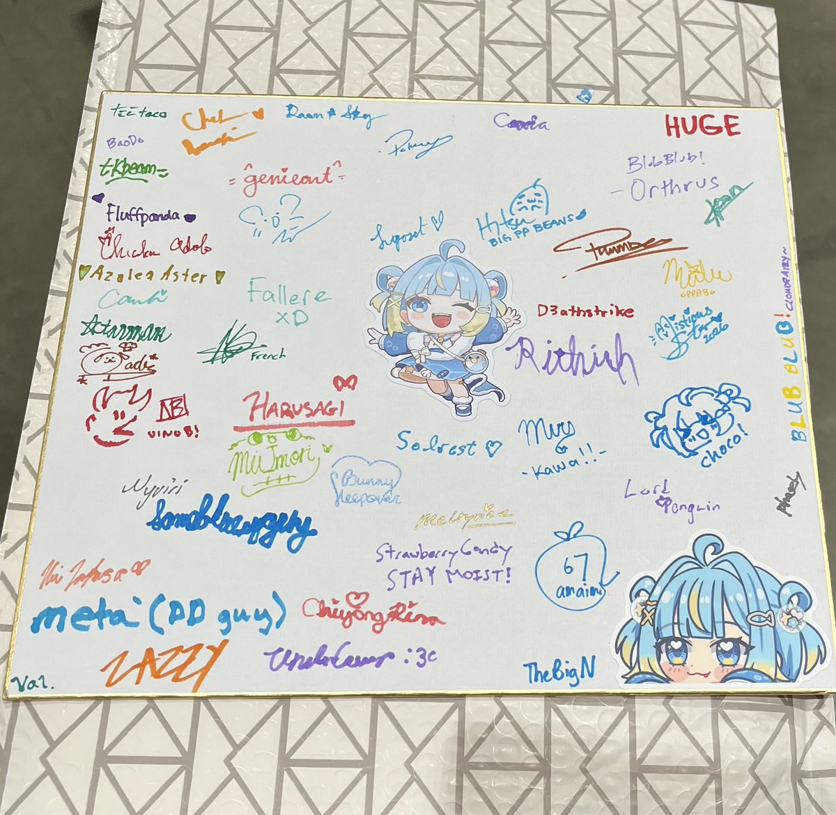 Solrest_'s tweet photo. This Offkai I decided I would go far more wild than usual with merch buying in order to support all the artists that spent their time drawing Penny. I’m pretty sure I found them all, and got to speak to so many lovely and talented people. Shout out to their amazing work (follow them!)!

Thank you all for using your creativity to help bring even more beautiful art of Penny to life, and for joining us Puffsters with your signatures on the shikishi board for her gift 🩵! It was great meeting you! 👏 I’ll see you all again at a future con for sure! 

@amaimiart 
@kawaiipony2 
@hitsukuya 
@nezabudk_a 
@gads_koookwee 
@newcie_ 
@spoonillust 
@oppabo 
@rirumato 
@gekkomancer 
@genieart_ 
@bunnysleepover 
@CAULISSIMO 
@meltyrice 
@MistiousStar 
@rumbeeart 
@Usaminii 
@PokeyPokums 
@eastdownpour 

#PennyPuffball
#OffKaiGen5