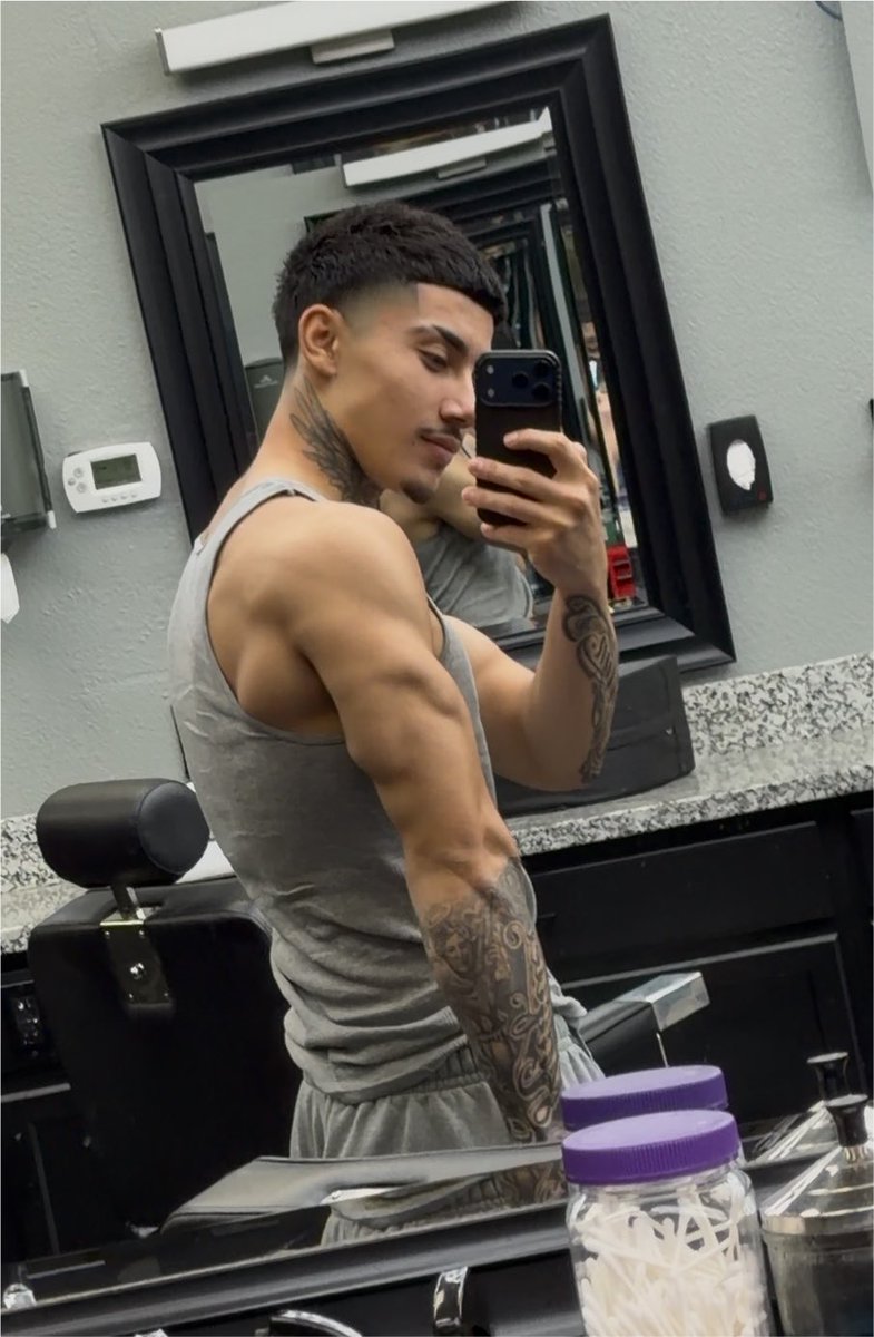 OnlyOscarr's tweet photo. Fresh cut &amp; Uncut🤫

https://t.co/qWos86kGYR https://t.co/jxYUUVByUm