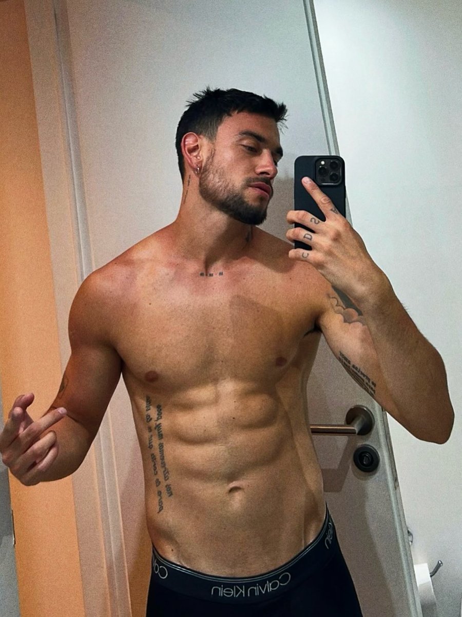 Benja 🇦🇷☀️ tweet media