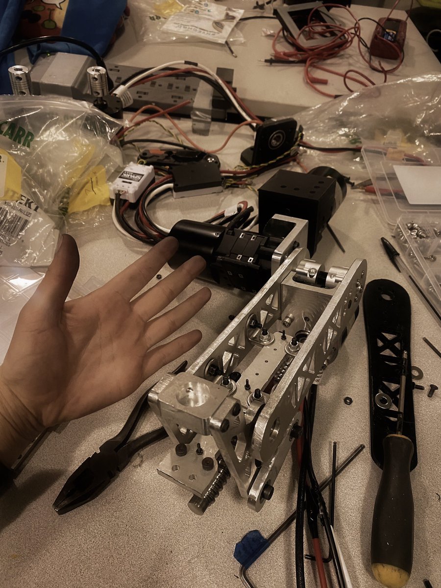 ethwnol's tweet photo. já começou como pqp https://t.co/XQAr4ij51Q