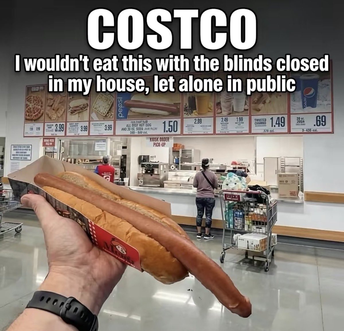 mackietjan1's tweet photo. Costco got the “Big Mikes” on deck!
Cum and swallow your load! https://t.co/Uuamz1khN8