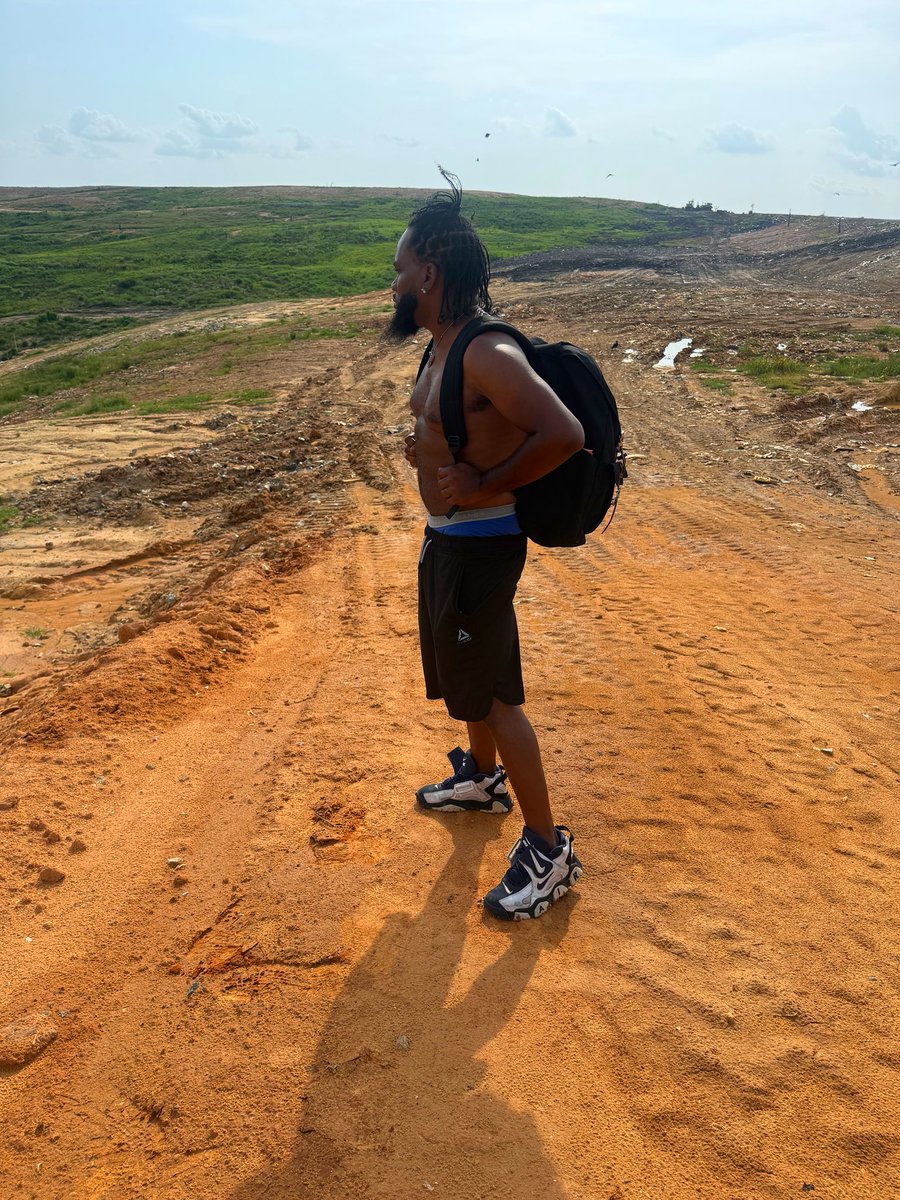 LondonLorin's tweet photo. f i n a l l y h e a l i n g ⛰️🦅💙
#foryoupage #explorepage #healing https://t.co/IiB3wj6mdL