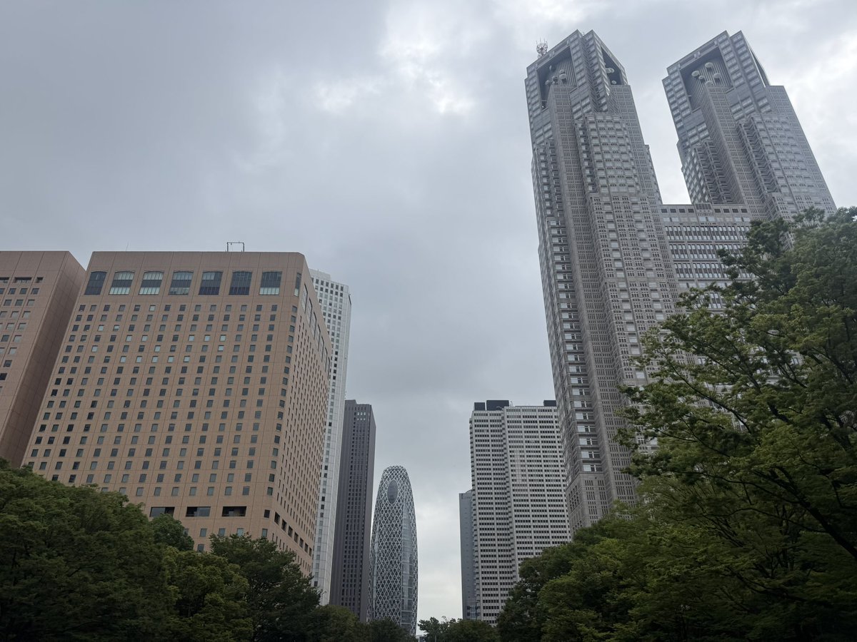 pp_n0a's tweet photo. 涼しい朝でしたので久々に徒歩通勤︎︎☁

今朝、既存のお客様から新規の採用ポジションのご相談をいただきました。
自分自身、成長フェーズの企業様をご支援する中で、とても好きな瞬間だったりします！
 
本日もよろしくお願いいたします！ https://t.co/yPHSy4wtgB