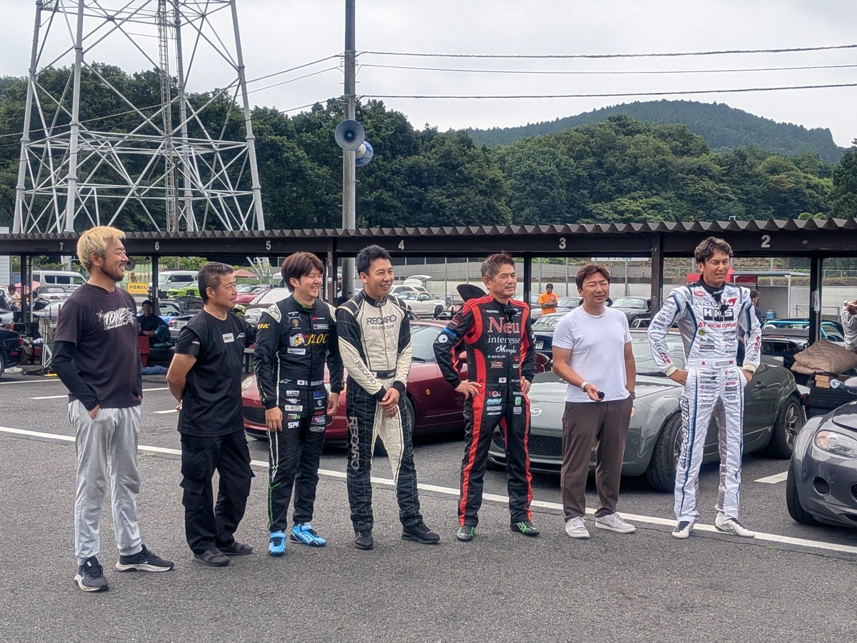 JZX117's tweet photo. 今日はロードスターのみのドリフト走行会。
参加者が豪華過ぎる。

NCが多めです。 https://t.co/YBurLLRt77