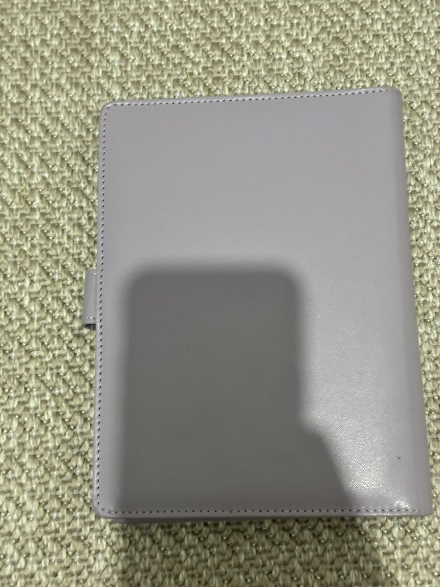 sunswt1z's tweet photo. a5 binder+16 sayfa satış 
sayfalar kullanıldı hasarları var 
780 dusundum ayrı satmıyorum
@bujo_satis @randomgotr https://t.co/8vyzCSXsVw