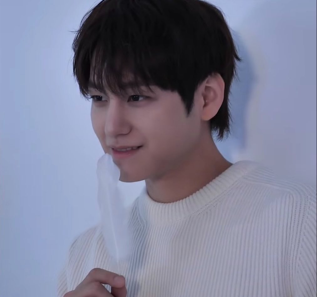 r0mi7_'s tweet photo. 우주에서제일잘생겻자낭ㅠㅠㅠ♡ https://t.co/mU68fgD1FX