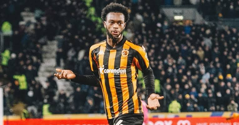 PLTransferWire's tweet photo. 🚨 Portsmouth are actively pursuing a transfer deal for Hull City forward Abu Kamara as negotiations develop.

💬 How much should Hull City sell Kamara for?
Source: https://t.co/sn62JsbeQl

#Pompey #hcafc https://t.co/WKtSJAPcyz