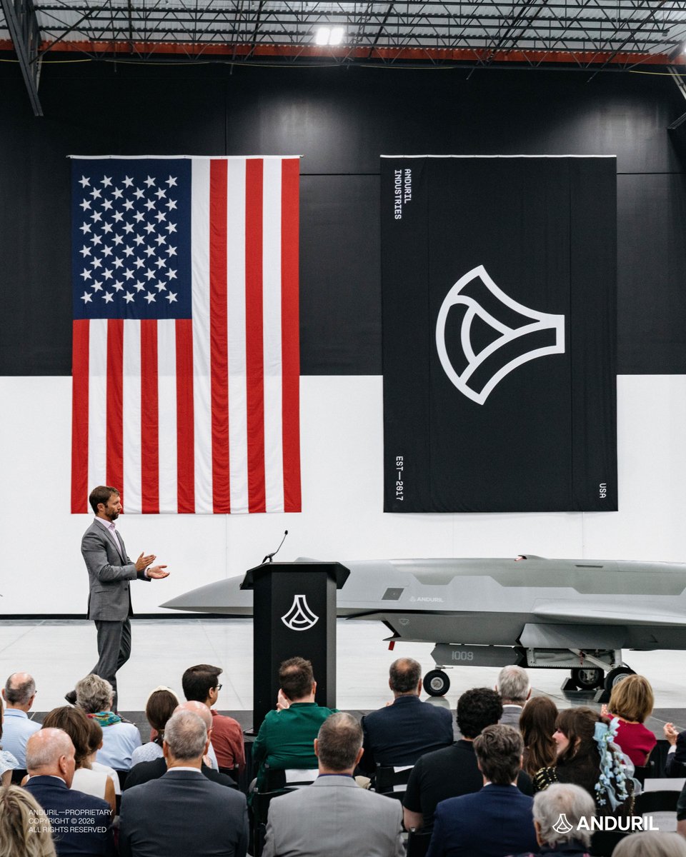 anduriltech's tweet photo. 557 days ago, Arsenal-1 didn't exist. Today, the first YFQ-44A built in Ohio rolled off the production line. https://t.co/zVM8i75vrW