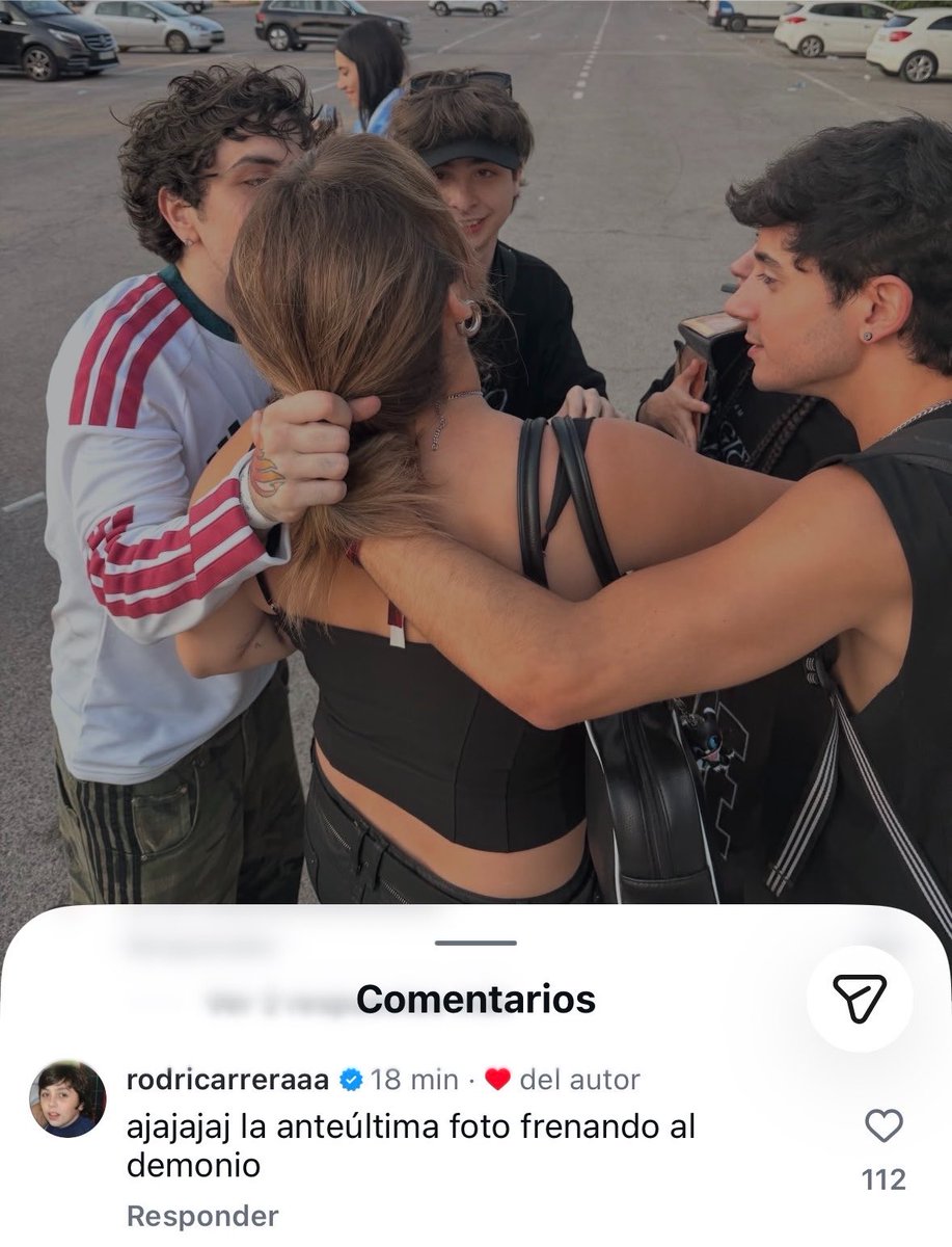 dani ✩ tweet media