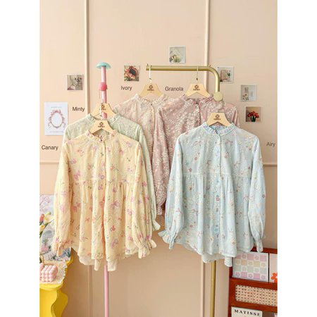 caerule4phile's tweet photo. Cute pastel blouse 🌷 https://t.co/yqJt3u9Lwx