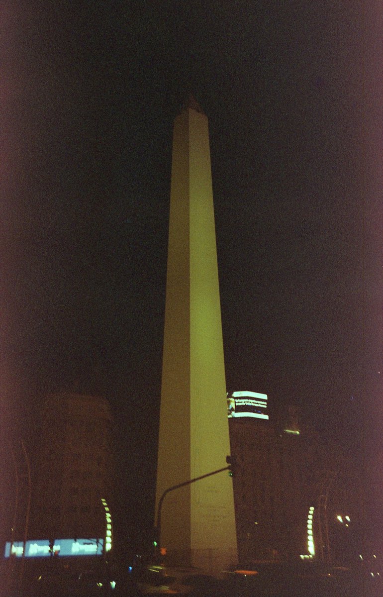male_'s tweet photo. Buenos Aires en 35mm 
marzo 2026 https://t.co/zmRt0LhDLN