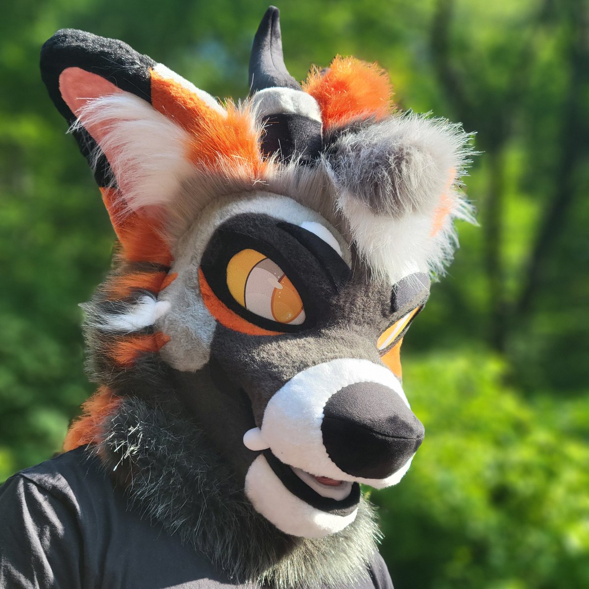 FawxStar's tweet photo. @BDinodog Tysm! I have this fella, head and paws, for offers around 2.2K! 2.5k will get a tail added 💖 https://t.co/TvwLkCFTYa