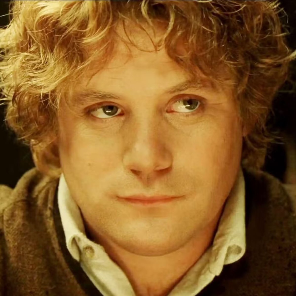 OldHenan's tweet photo. Sean Astin says he earned just $250,000 for all three Lord of the Rings films—and later had to sell his house. https://t.co/BtUGwOo43E