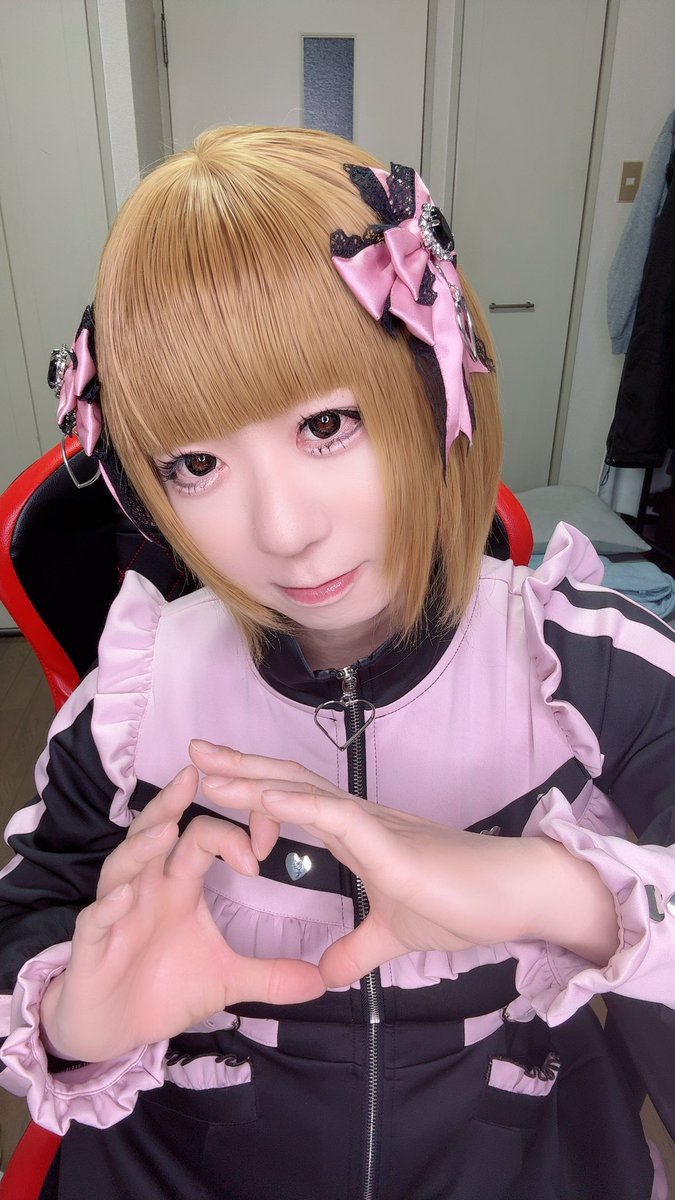 empty_ayata's tweet photo. おはよ〜(*ﾟ▽ﾟ*)

今日は昼から歌ってみたとか雑談の動画とかの撮影する〜( ^ω^ )

頑張るぞぉ〜٩( 'ω' )و

#男の娘 #女装 #地雷系 #地雷系男の娘 https://t.co/qHp5Zg4KHO