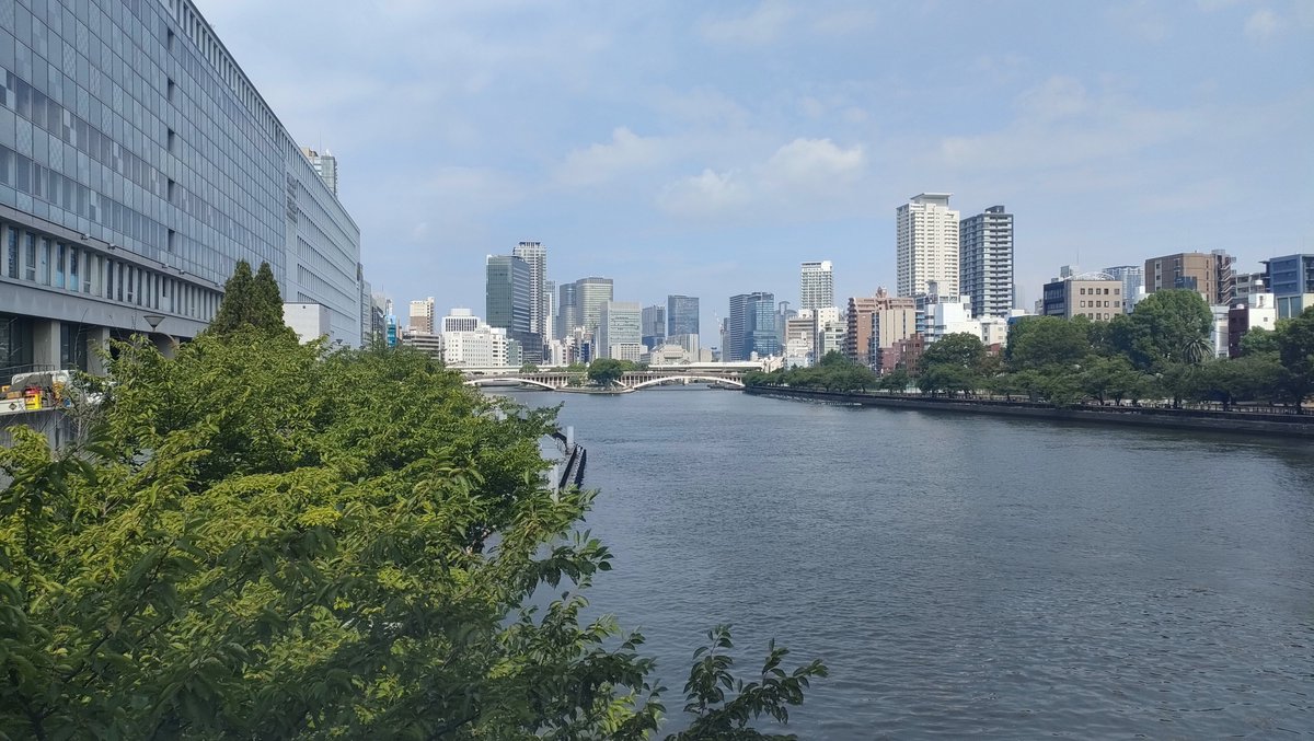N2Mist's tweet photo. 今朝の天満橋 https://t.co/NOrp1boXVo