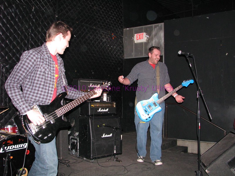 TwinkiePunk's tweet photo. The Side Project at Triple Rock Social Club in Minneapolis, MN.  04/28/2010.  https://t.co/MgBG42tYf9 

@triplerockmpls 

#thesideproject #triplerocksocialclub #triplerock #minneapolis #mpls #minnesota #mn #punkrock #punk #concertphotography #concertphotos #punkpictures #punkpics #musicmemories