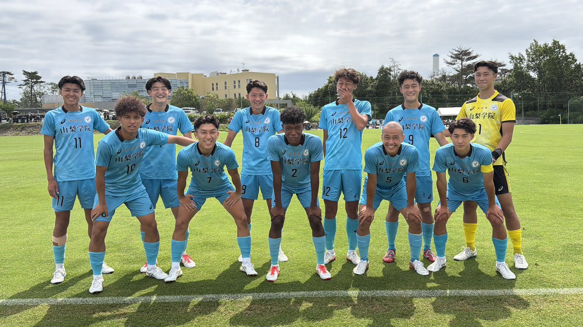 yghsfc's tweet photo. 令和8年度高校サッカーインターハイ3回戦

7/28(火)

山梨学院vs滝川第二

9:30kickoff‼️ https://t.co/eOji4vxDJv