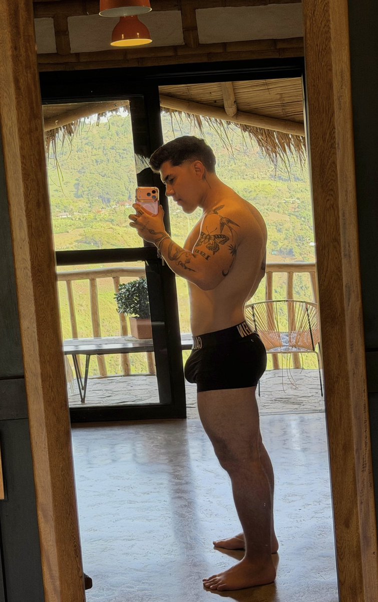 hperfectox's tweet photo. Los colombianos son tan 🤤 perfectos 🥵

@nicolasmenesesX 

Canales Oficiales 👇
👉 https://t.co/fN1mjD3dP0 👈

#HPerfectos #men #fitness #handsome #viral https://t.co/OMl6uwadeN