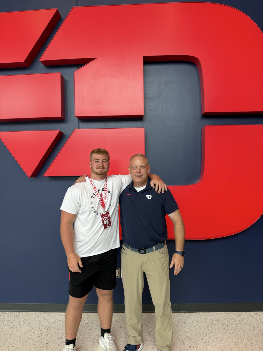 rkolb56's tweet photo. Had a great visit at The University of Dayton Friday. Thank you coaches and staff for putting in your time and making it possible. …and today, I received an offer to play football at UD!!
@DaytonFlyers 
@DaytonFootball 
@TDAndrews4 
@Jay9Terry 
@John_bowes_ 
@TippFB 
@Mark__Porter 
@JaredLuginbill