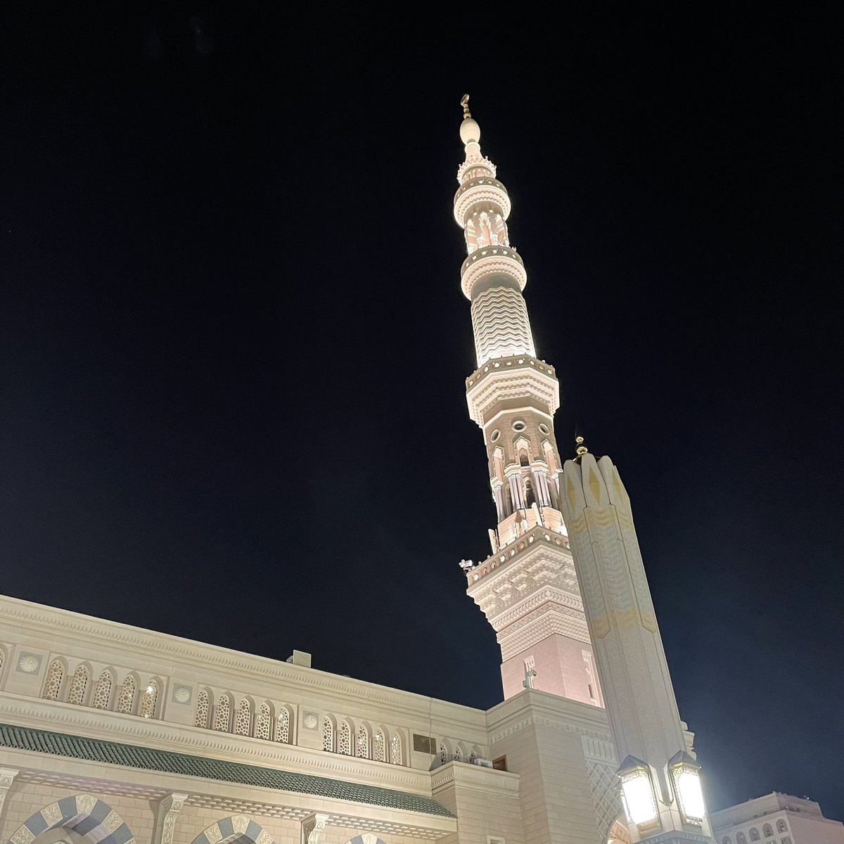 9asx0's tweet photo. كاااان يوم احلى مما في خيالي���✨ https://t.co/a2xOg0rXwy