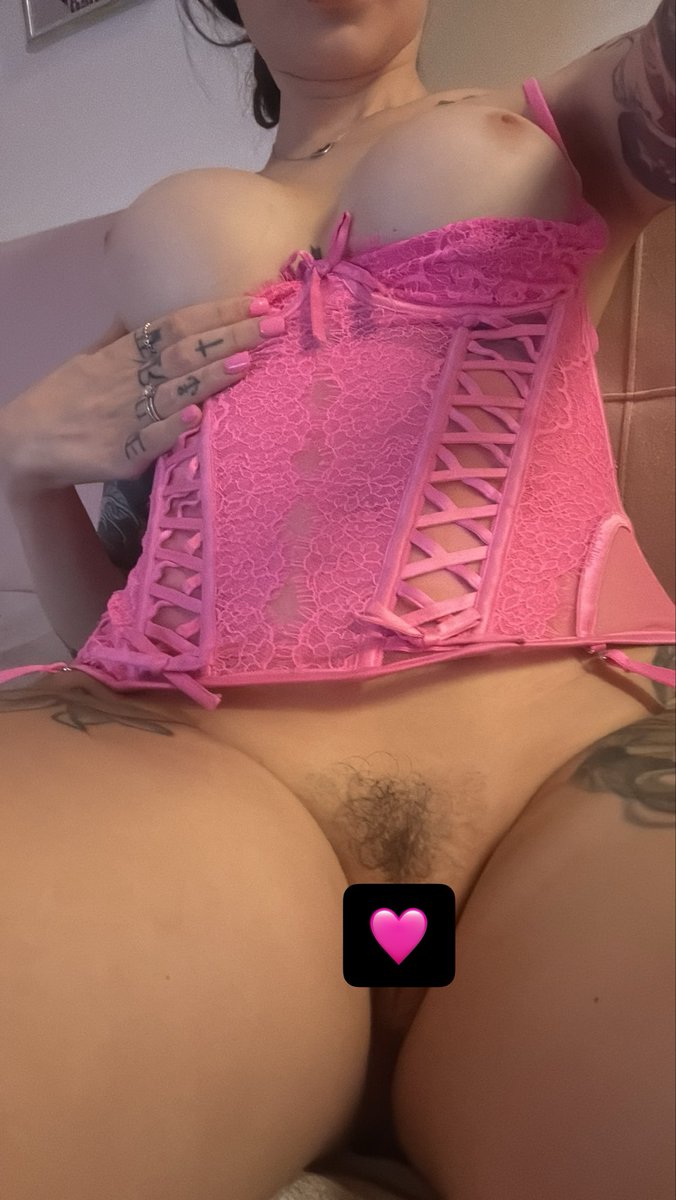 jeee_nieee97's tweet photo. Mais aqui https://t.co/fqSaSWLMve 🩷 #privacy #porn #girl #sex https://t.co/7XmYvQAA70