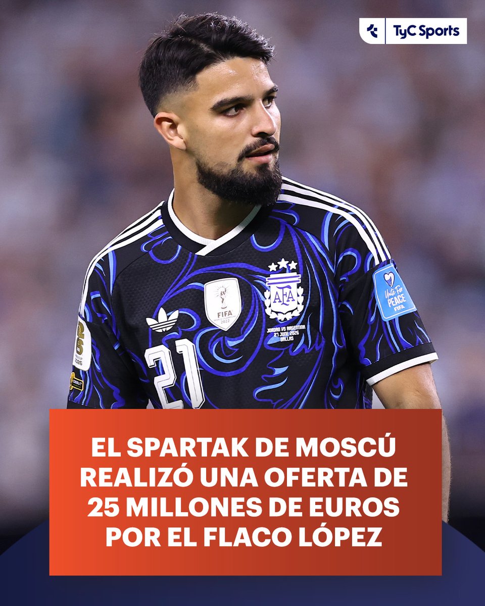 TyCSports's tweet photo. 🇦🇷👀 Según informan desde Brasil, el Spartak de Moscú realizó una propuesta de 25 millones de euros por el Flaco López, oferta que acompañó con un millonario contrato para el centro delantero que viene de tener su primera experiencia en una Copa del Mundo. https://t.co/s7vyKjWdaQ