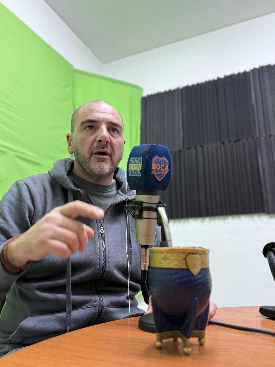 BocaPasionTotal's tweet photo. 🎙️ #LaInfoDeBoca @PampaAranda en @bocapasiontotal 🙌

Demasiados errores en un partido , resultado VERGONZOSO, parece que no fue a competir , PAPELÓN DE BOCA EN EL BAJO FLORES DAN PENA 

📻 @la810radio https://t.co/C9yFAHgFJ0