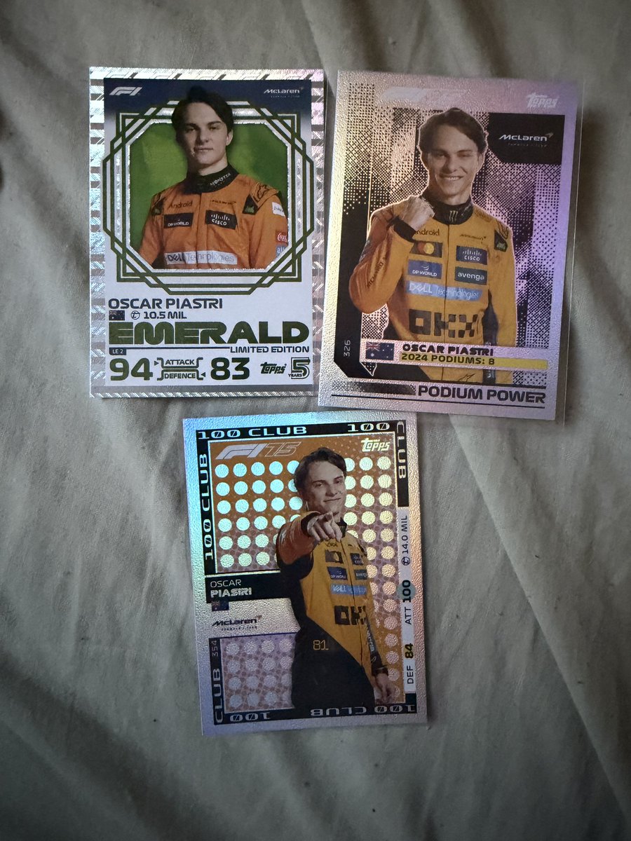 Piasstris's tweet photo. Starting off the break with some Oscar card mail 😋 I’ve still got a fair few to come too 🙂‍↕️ I liked the emerald one too much to not get it… https://t.co/gviv7iY3tl