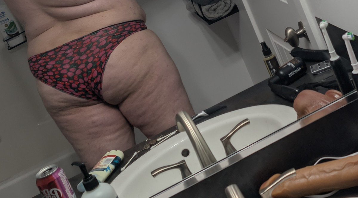 yippietipp's tweet photo. #sissy #femboy #chastity #panties #butt #slut #dildo #fuckme #nsfw #chudai #anal #feminization #cumslut #cd https://t.co/oBzUbzJt4Y