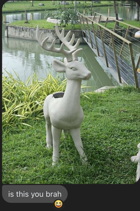 zielfaruwin's tweet photo. People be making statues of me brah, I'm just THAT famous https://t.co/ToYbKfTMUe